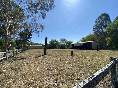8367 D'Aguilar Highway Moore, QLD 4314